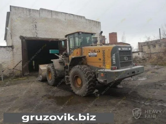 Фронтальный погрузчик SDLG LG956L 2012 года б/у фото 2
