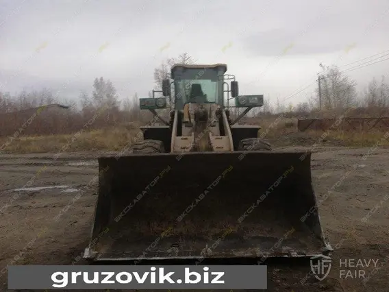 Фронтальный погрузчик SDLG LG956L 2012 года б/у фото 4