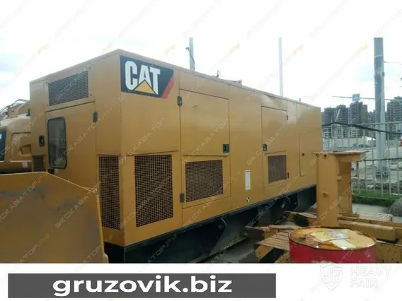 Строительная техника Caterpillar C18 2012 года б/у