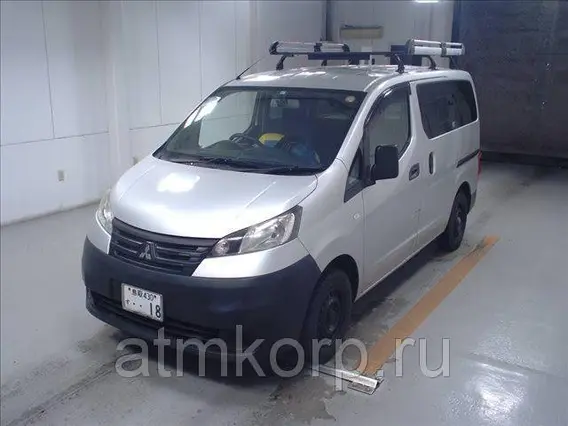 Микроавтобус Mitsubishi DELICA BVM20 2011 года б/у фото 2