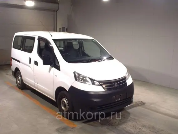 Микроавтобус Mitsubishi DELICA BVM20 2011 года б/у