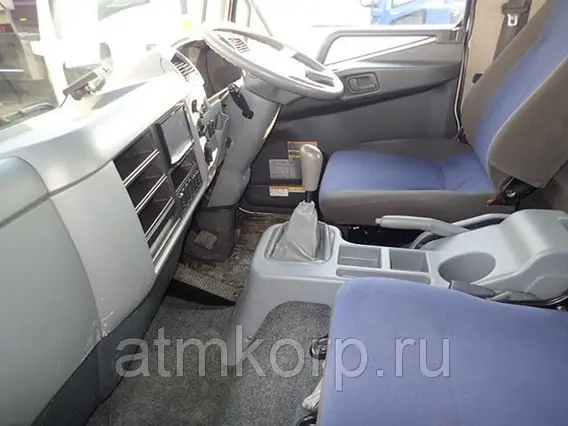 Бортовой Mitsubishi FUSO FK61F 2013 года б/у фото 4
