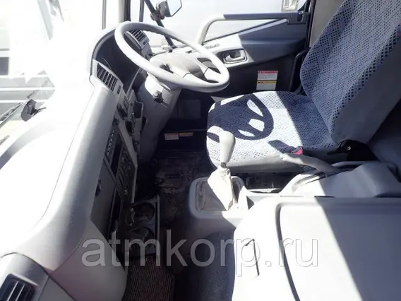 Самопогрузчик Mitsubishi FUSO FK61F 2008 года б/у фото 4