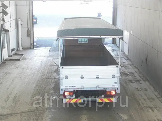Тентованный грузовик Mitsubishi FUSO FK61F 2012 года б/у фото 3