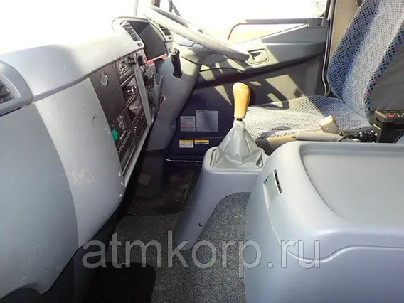 Автофургон MITSUBISHI FUSO FK64F 2009 года б/у фото 4