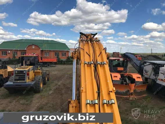 Экскаватор Hyundai R320LC-7 2011 года б/у фото 20
