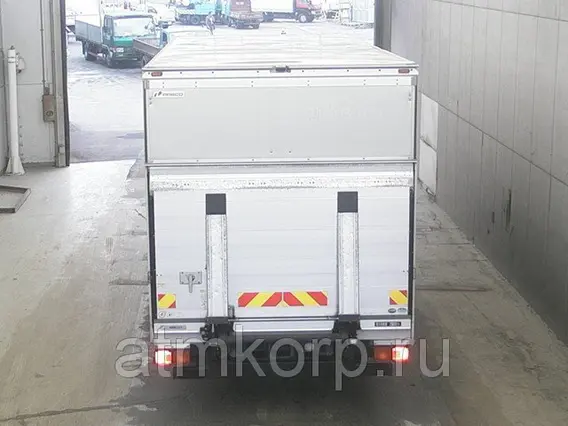 Автофургон Mitsubishi FUSO FK71F 2012 года б/у фото 3