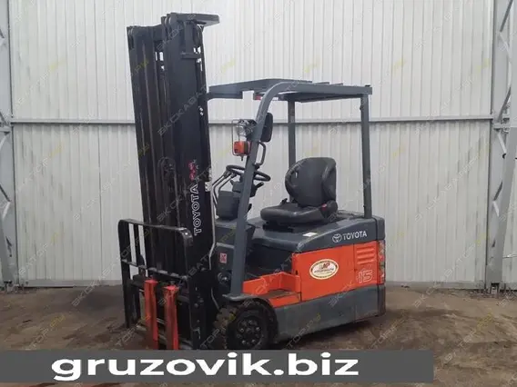 Вилочный погрузчик Toyota 7FD15 2008 года б/у