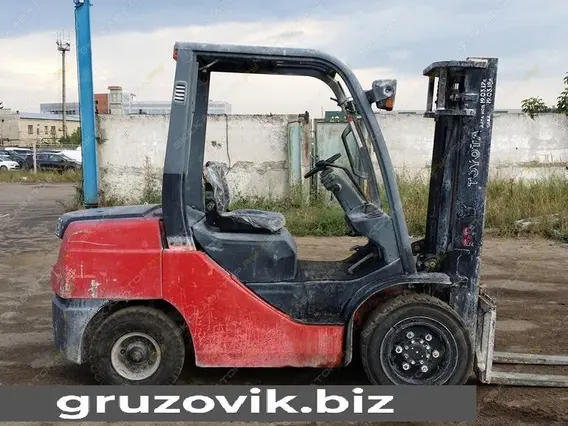 Вилочный погрузчик Toyota 7FD35 2007 года б/у фото 4