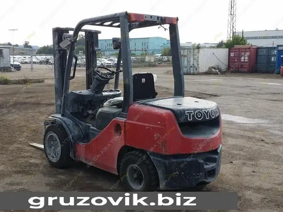 Вилочный погрузчик Toyota 7FD35 2007 года б/у фото 6