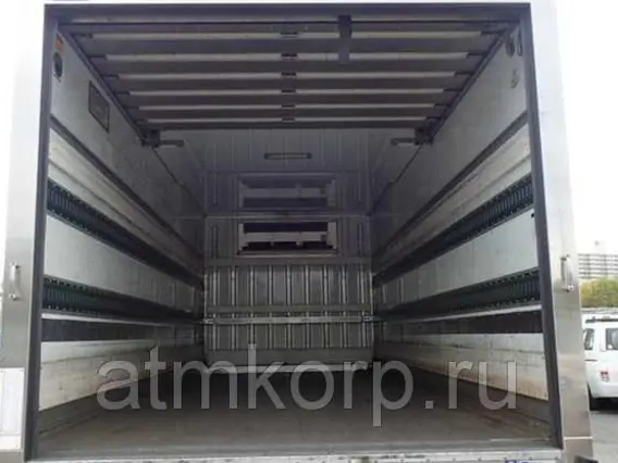 Рефрижератор Mitsubishi FUSO FK71R 2008 года б/у фото 3