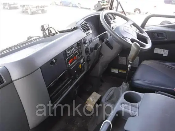 Мусоровоз Mitsubishi FUSO FK71R 2010 года б/у фото 5