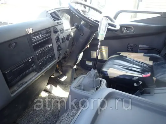 Бетоносмеситель Mitsubishi FUSO FK72FZ 2010 года б/у фото 4