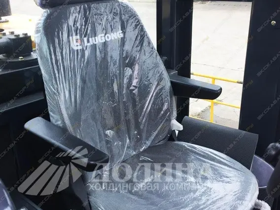 Грейдер LiuGong CLG4215 (6WD) 2018 года б/у фото 13