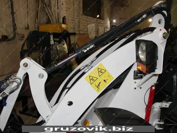 Дорожно-уборочный автомобиль Polar Badger WL35 2019 года б/у фото 17