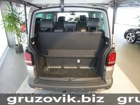 Микроавтобус Volkswagen multivan T5 2012 года б/у фото 6