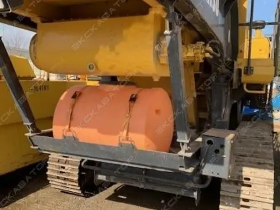 Дробильная установка Komatsu BR380JG-1 2004 года б/у фото 2