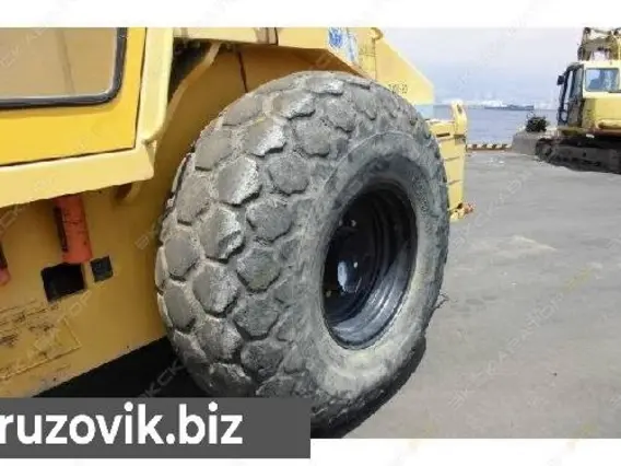 Дорожный каток Sakai SV512 2004 года б/у фото 2