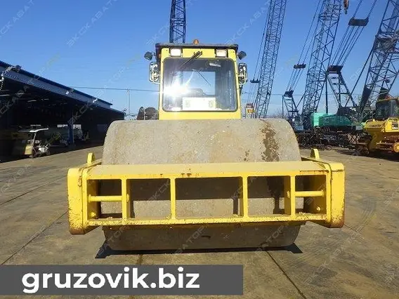 Дорожный каток Sakai SV900D 2008 года б/у фото 6