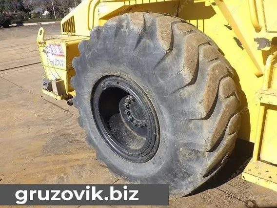 Дорожный каток Sakai SV900D 2008 года б/у фото 4