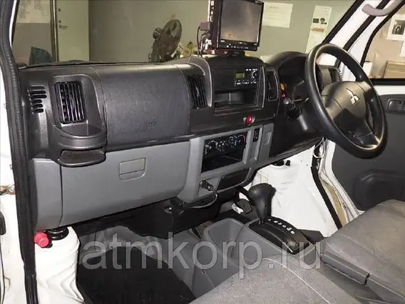 Микроавтобус Mitsubishi MINICAB MIEV U67V 2012 года б/у фото 3