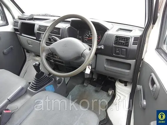 Тентованный грузовик Mitsubishi MINICAB TRUCK U61T 2008 года б/у фото 5