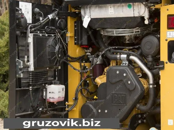 Фронтальный погрузчик Caterpillar 232D 2018 года б/у