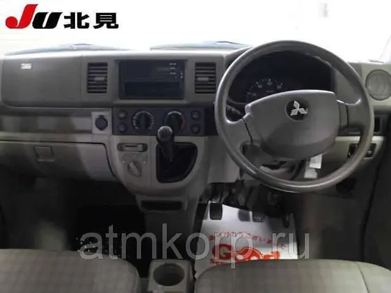 Микроавтобус Mitsubishi MINICAB VAN DS64V 2014 года б/у фото 3