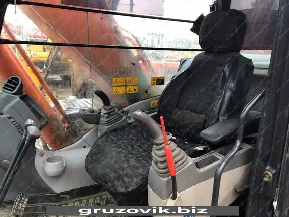 Экскаватор Hitachi ZX200-5G 2014 года б/у фото 7