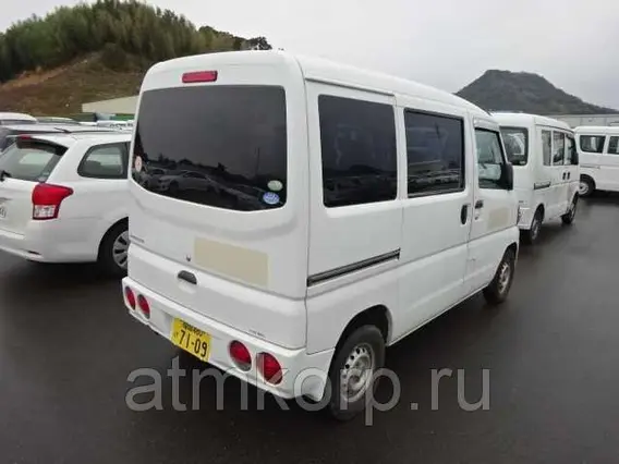 Микроавтобус Mitsubishi MINICAB VAN кузов U61V 2010 года б/у фото 2