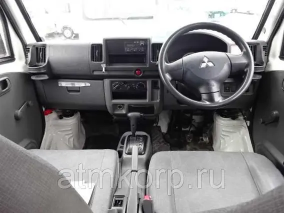 Микроавтобус Mitsubishi MINICAB VAN кузов U61V 2010 года б/у фото 4