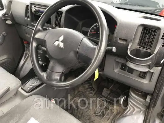 Микроавтобус Mitsubishi MINICAB VAN U62V 2010 года б/у фото 3