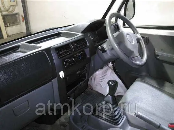 Микроавтобус Mitsubishi MINICAB VAN U62V 2018 года б/у фото 3