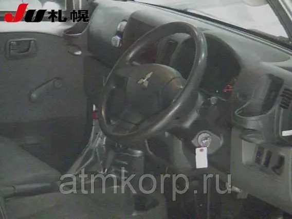 Микроавтобус Mitsubishi MINICAB VAN U62V 2010 года б/у фото 3