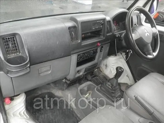 Микроавтобус Mitsubishi MINICAB VAN U62V 2010 года б/у фото 5