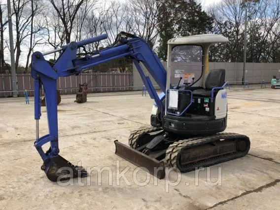 Экскаватор Mitsubishi MM30SR-3 2002 года б/у