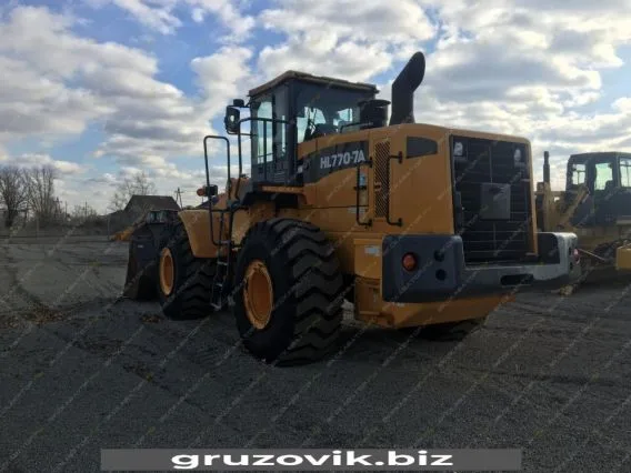 Фронтальный погрузчик Hyundai HL 770-7A 2008 года б/у фото 5