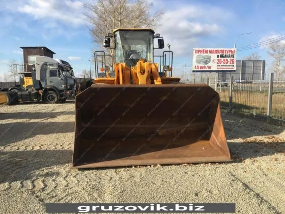 Фронтальный погрузчик Hyundai HL 770-7A 2008 года б/у фото 9