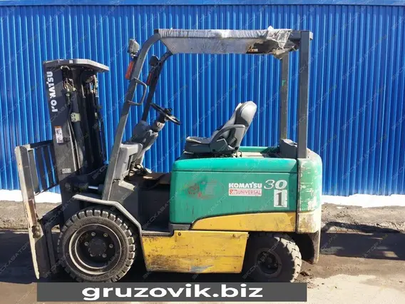 Вилочный погрузчик Komatsu FB30-11 2009 года б/у