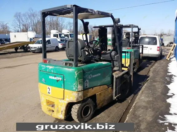 Вилочный погрузчик Komatsu FB30-11 2009 года б/у фото 18