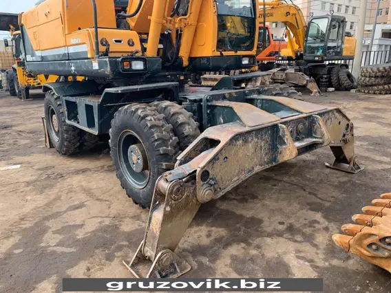 Экскаватор Hyundai R180W-9S 2013 года б/у фото 11