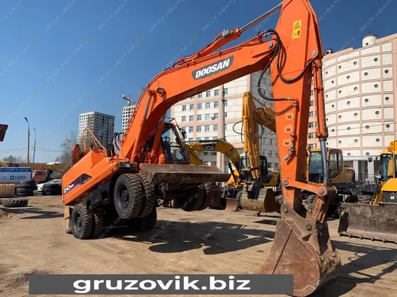 Экскаватор Doosan DX210W 2011 года б/у