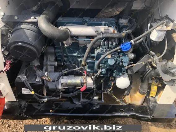 Фронтальный погрузчик Bobcat S530 2012 года б/у