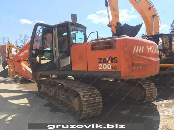 Экскаватор Hitachi ZX200 2011 года б/у фото 5