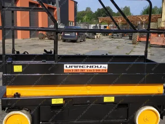 Штабелер Haulotte Compact 8 2002 года б/у