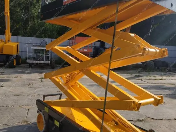Штабелер Haulotte Compact 8 2002 года б/у фото 2