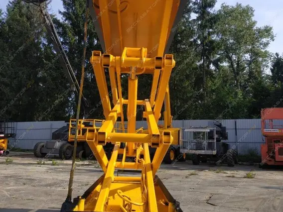 Штабелер Haulotte Compact 8 2002 года б/у фото 6