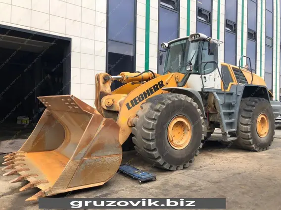 Фронтальный погрузчик Liebherr L 586 2plus2 2012 года б/у фото 5