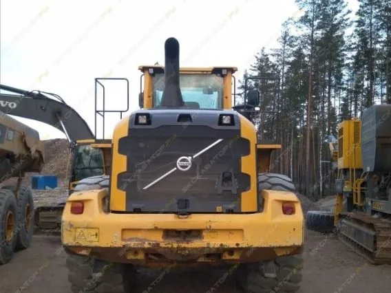 Фронтальный погрузчик Volvo L220G 2014 года б/у фото 3
