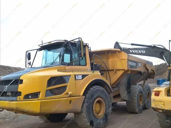 Карьерный самосвал Volvo A30 2011 года б/у фото 3